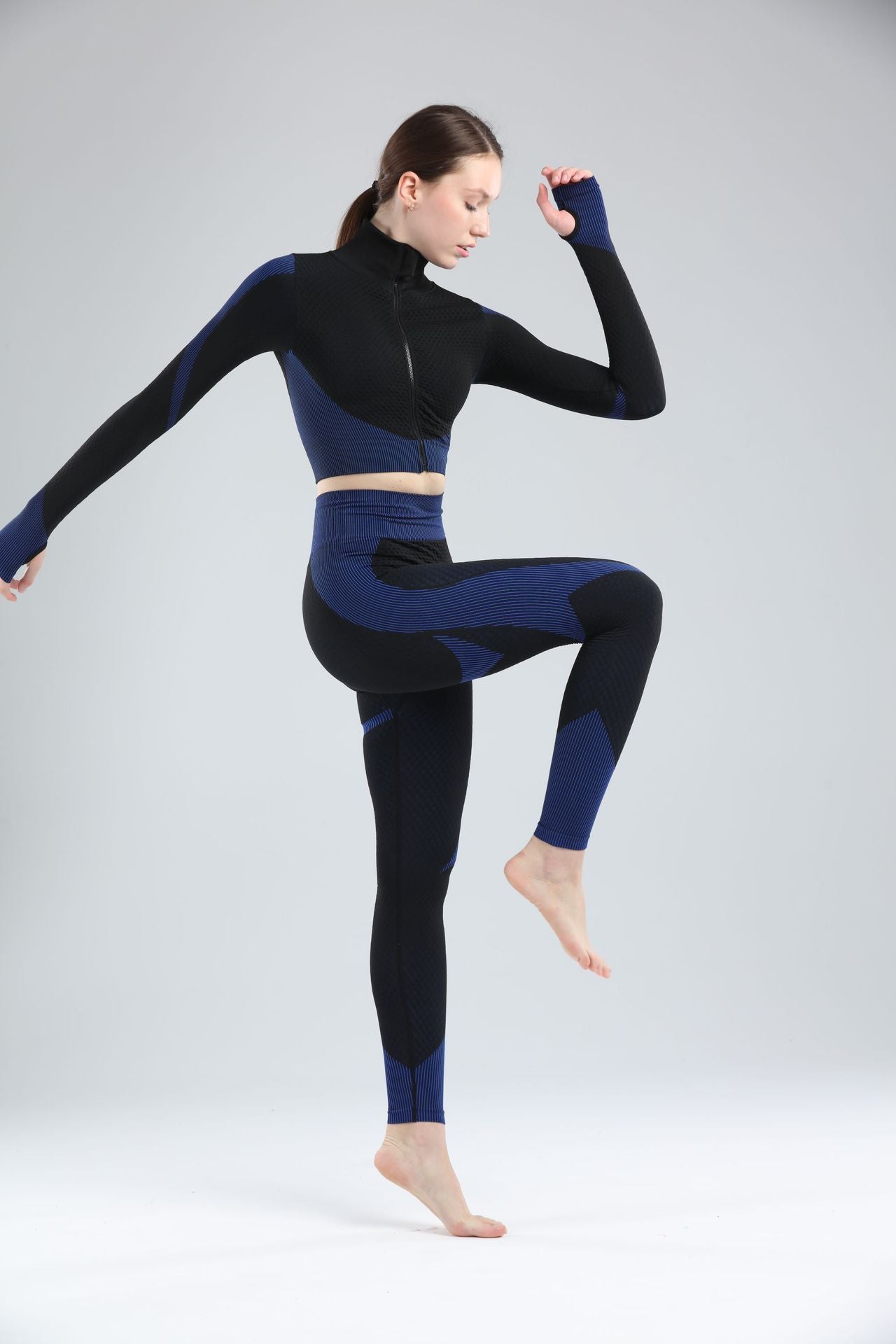 Women's Seamless Long Sleeve Crop Top and High Waist Leggings Gym Set - Impact Core Fitness